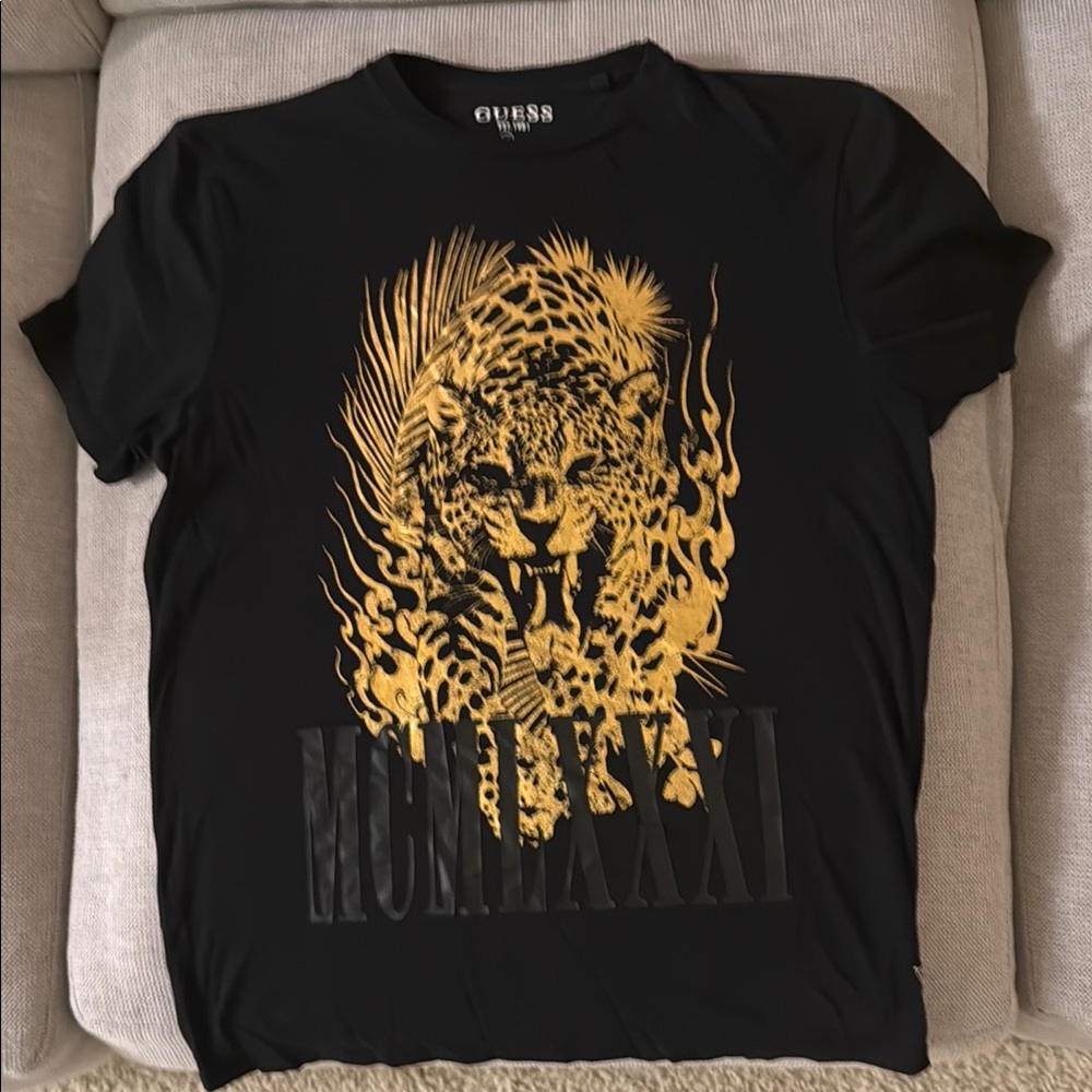 Guess Black and Gold Short Sleeve Tee